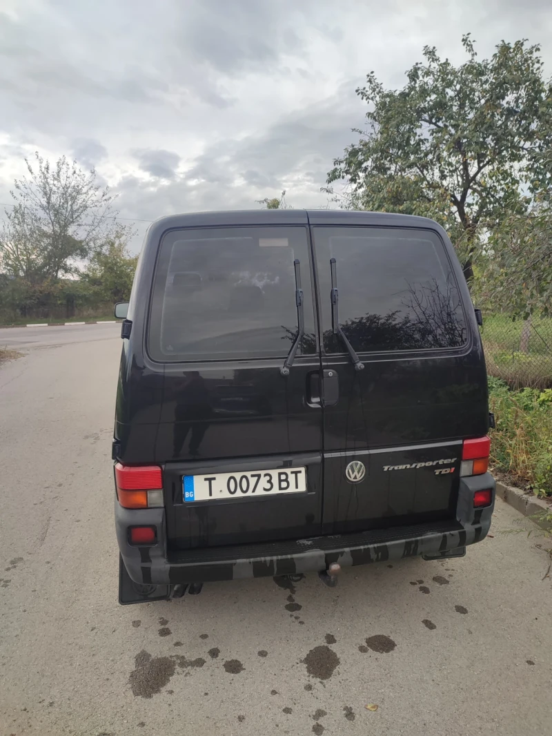 VW Transporter 2.5 тди, снимка 4 - Бусове и автобуси - 47548401