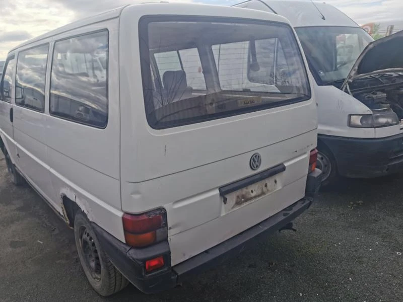 VW T4 1.9td,2.4d 3br, снимка 6 - Бусове и автобуси - 47183754