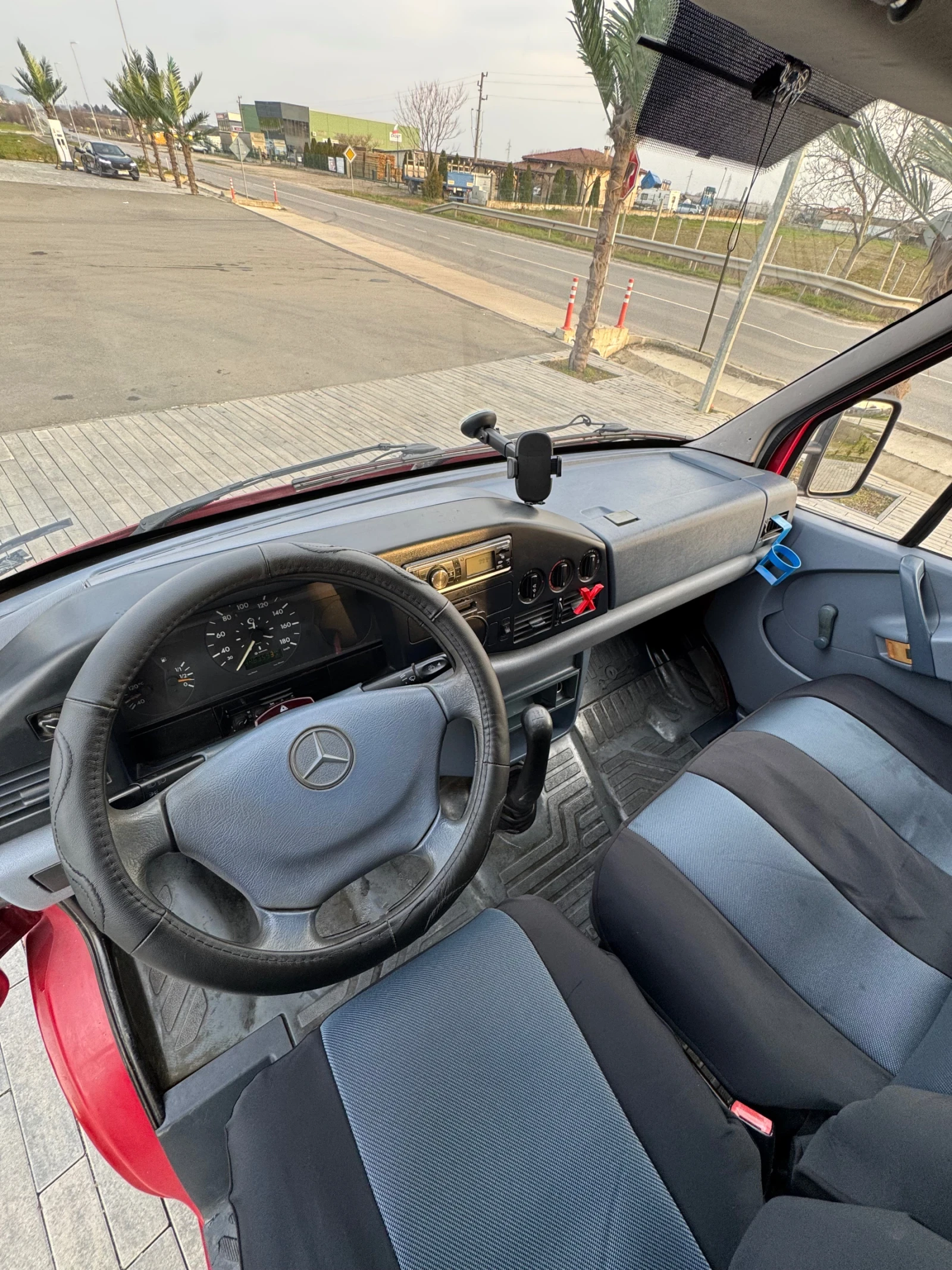 Mercedes-Benz 312 312D 2.9 - изображение 8