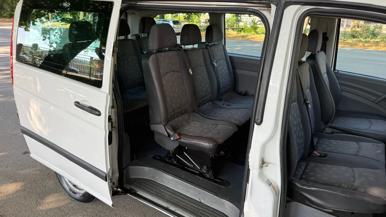 Mercedes-Benz Vito 8+ 1* КЛИМАТИК* ПЕРФЕКТЕН, снимка 15 - Бусове и автобуси - 55370003