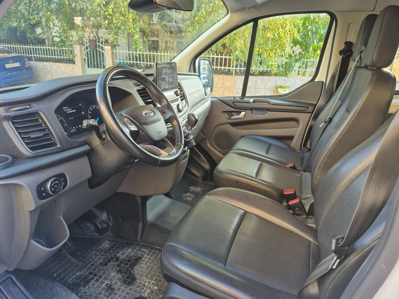 Ford Transit Custom, снимка 7 - Бусове и автобуси - 55415426