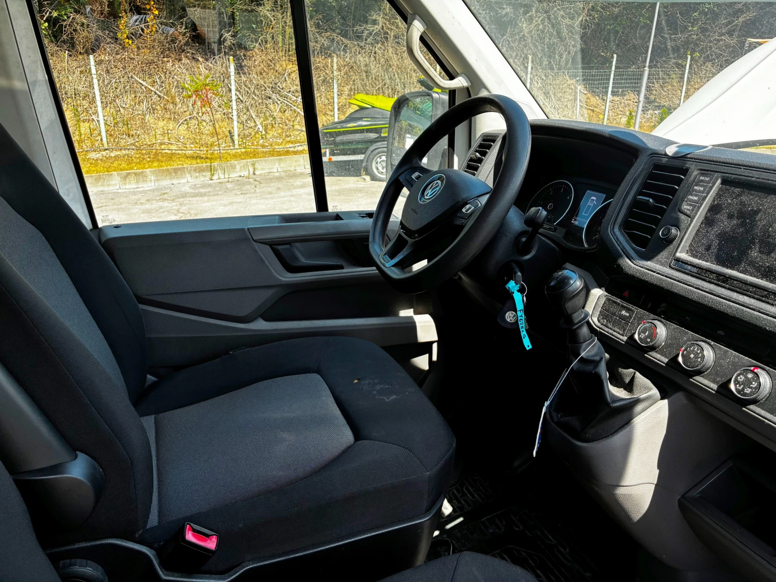 VW Crafter 2.0TDI 140кс, снимка 11 - Бусове и автобуси - 55528586