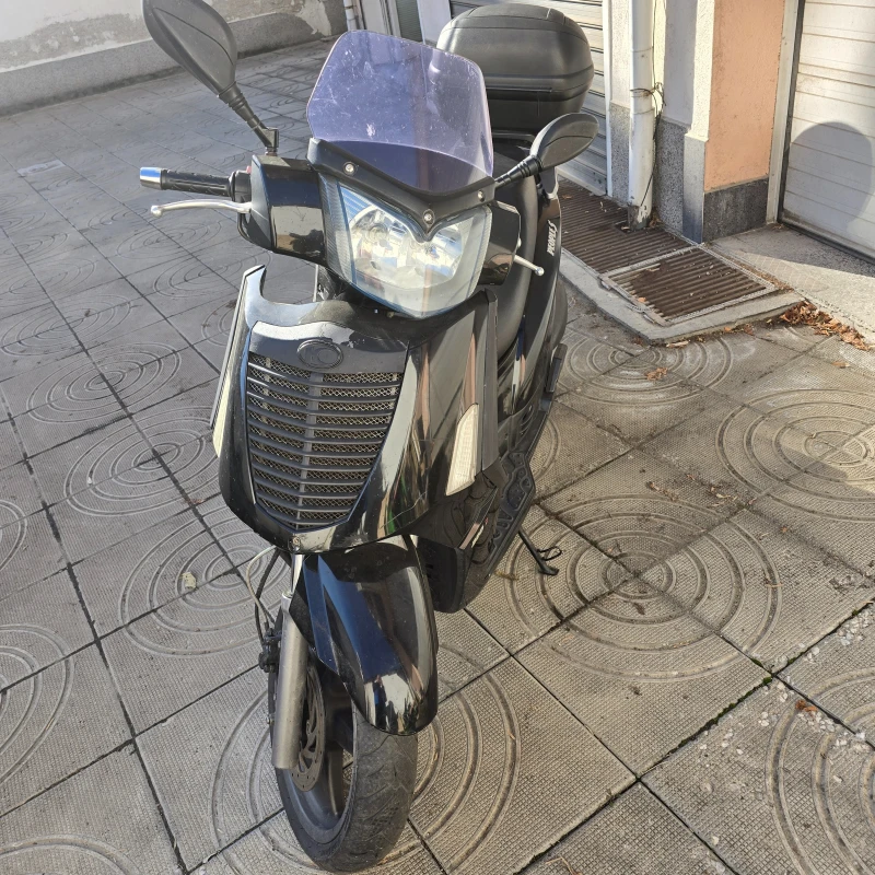 Kymco People Скутер, снимка 1 - Мотоциклети и мототехника - 47940729