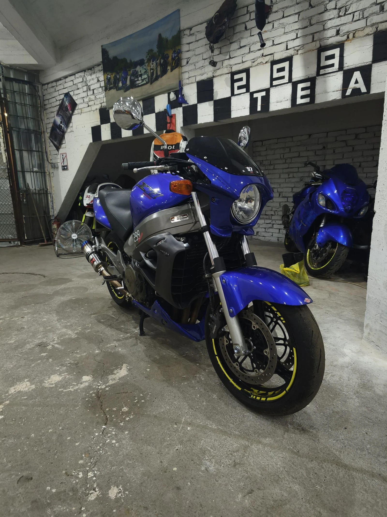 Honda X-Eleven, снимка 1