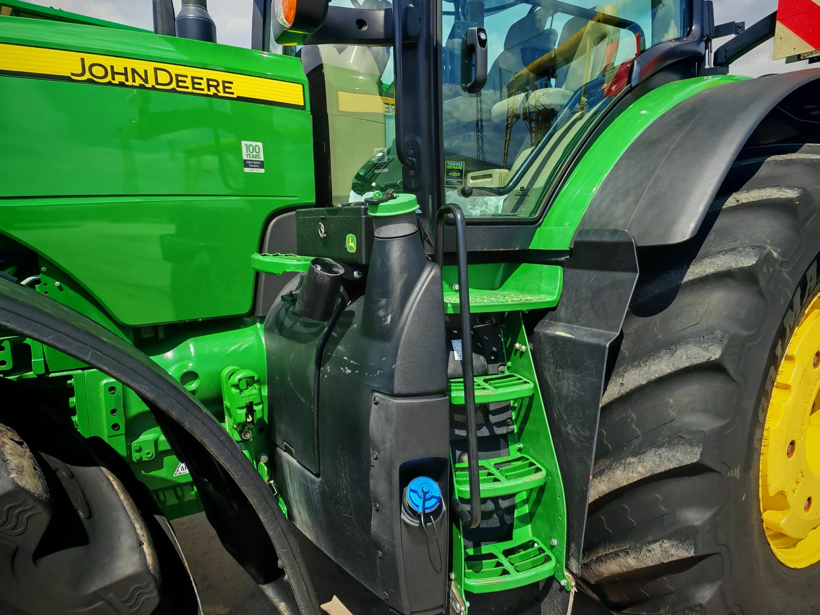  John Deere 8400R     20% | Mobile.bg   12