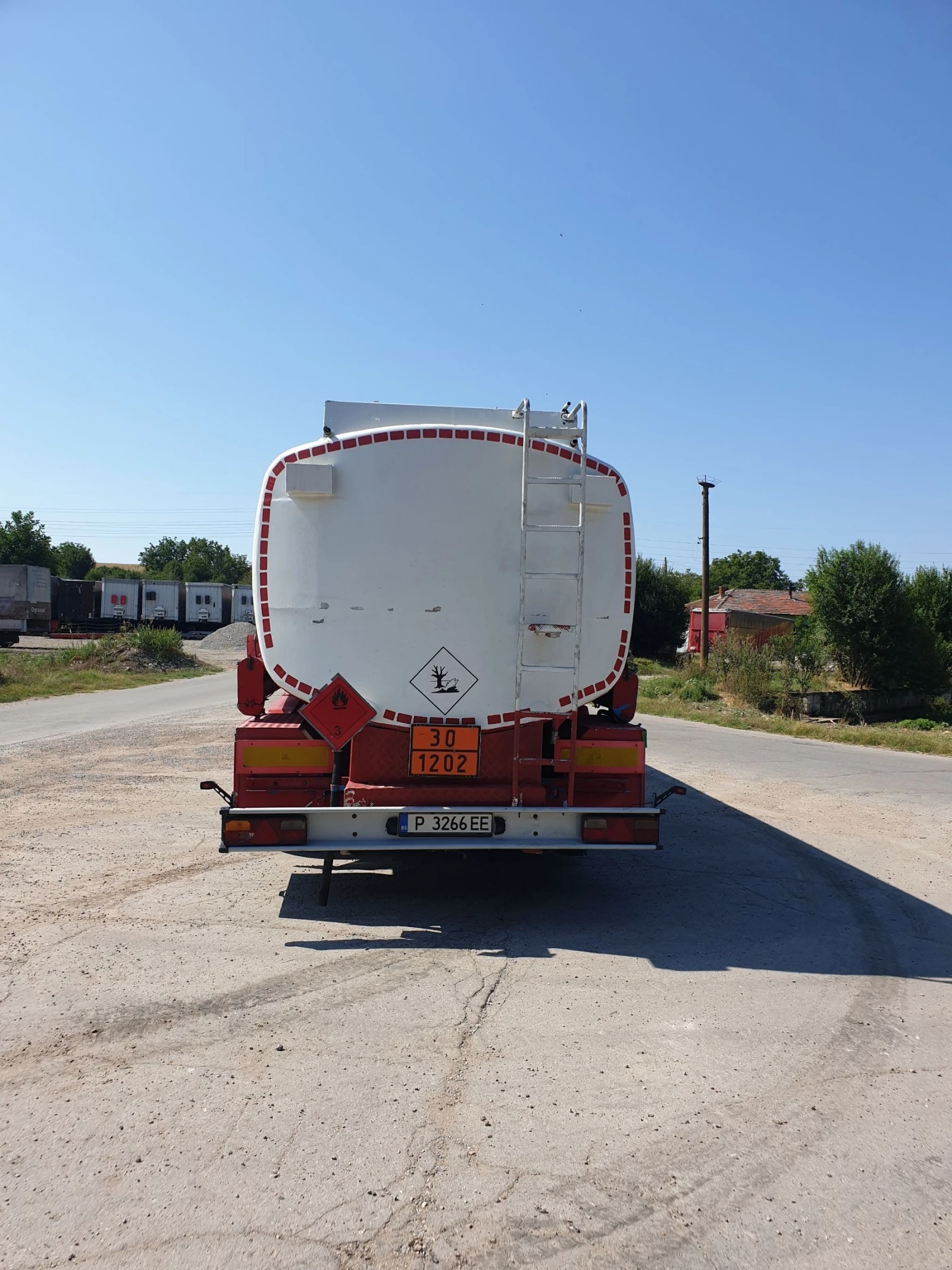  Fruehauf      | Mobile.bg   8