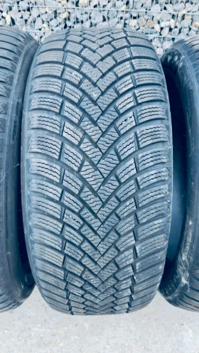 Гуми Зимни 235/50R19, снимка 5