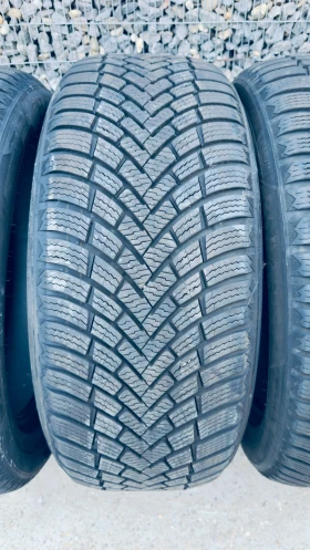 Гуми Зимни 235/50R19, снимка 6