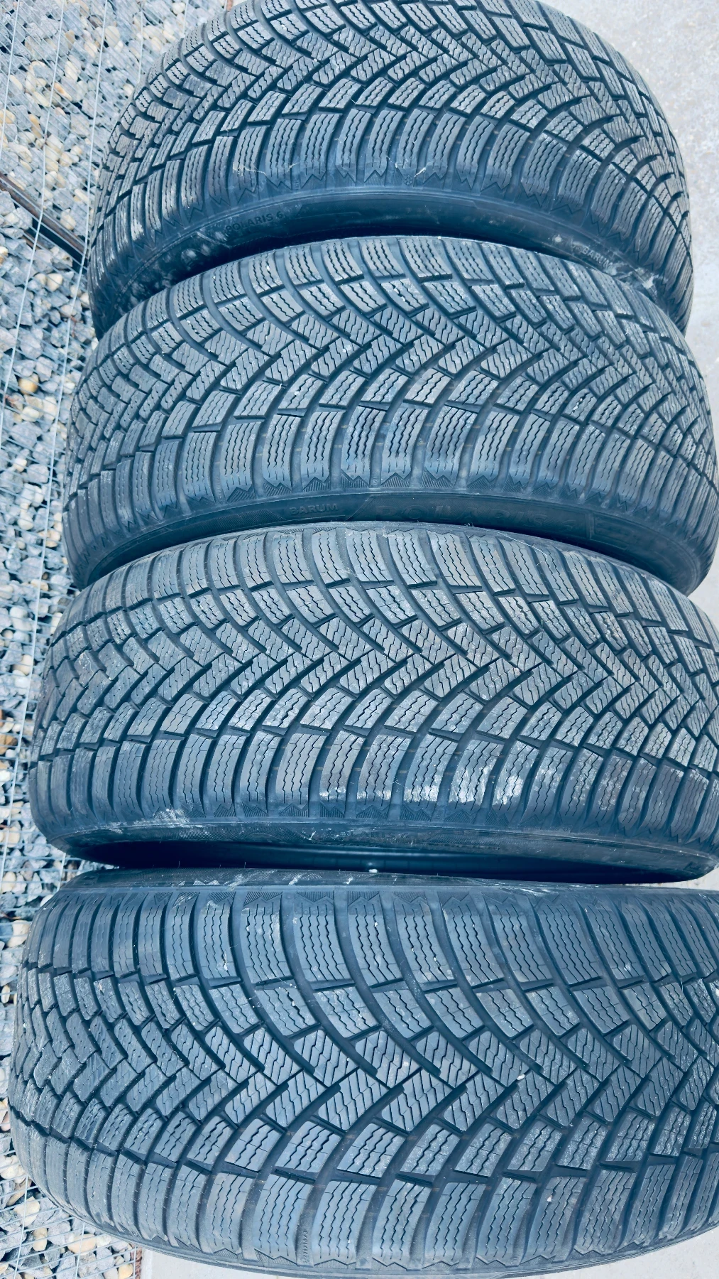 Гуми Зимни 235/50R19, снимка 11 - Гуми и джанти - 56151224