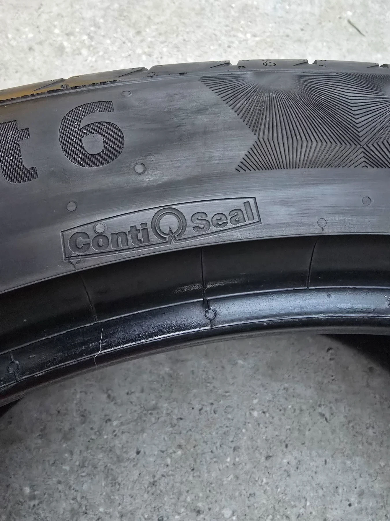 Гуми Летни 275/40R22, снимка 5 - Гуми и джанти - 56745118