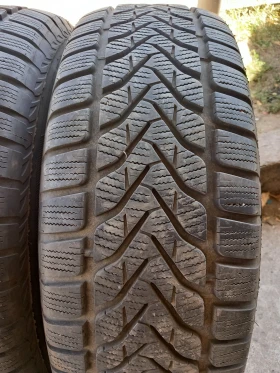 Гуми Зимни 245/70R16, снимка 3 - Гуми и джанти - 46882391