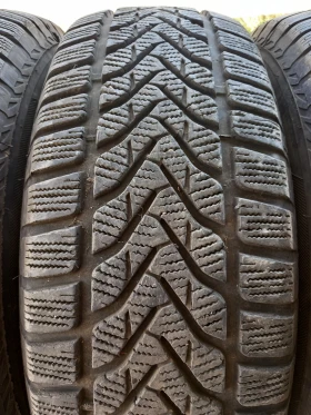 Гуми Зимни 245/70R16, снимка 5 - Гуми и джанти - 46882391