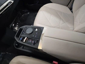 BMW iX xDrive50, снимка 11