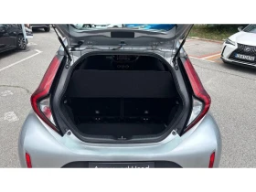 Toyota Aygo X 1.0P ENVY CVT, снимка 10