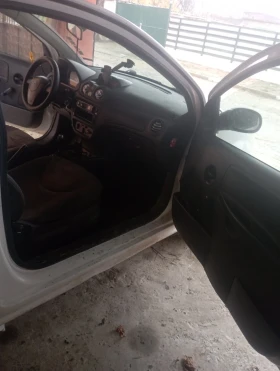 Citroen C2 - 900 € / 1760.25 лв. - 38284076 6
