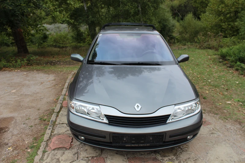 Renault Laguna 1.9 DCI Уникат, снимка 2 - Автомобили и джипове - 47403620