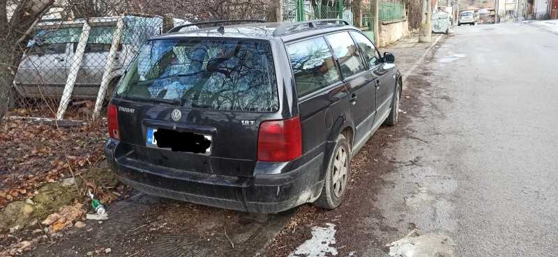 VW Passat, снимка 2 - Автомобили и джипове - 48798724