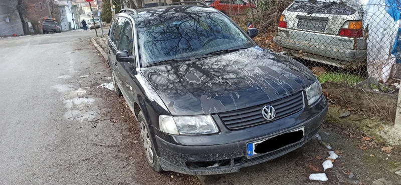 VW Passat, снимка 1 - Автомобили и джипове - 48798724