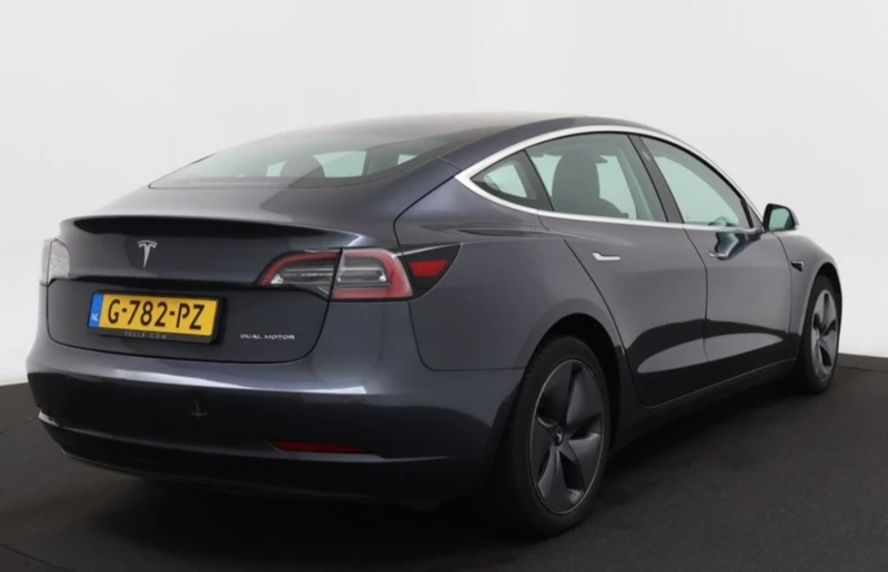 Tesla Model 3  4х4 Европейска Гаранция, снимка 3 - Автомобили и джипове - 48907625