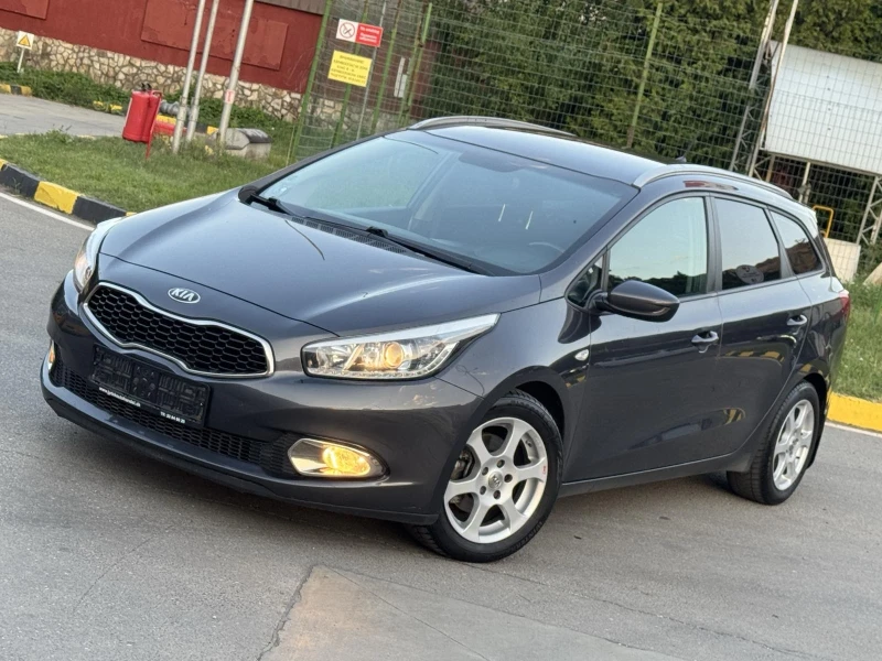 Kia Ceed 1.6CRDi Климатроник* EURO 5, снимка 2 - Автомобили и джипове - 51436099