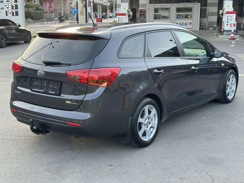 Kia Ceed 1.6CRDi Климатроник* EURO 5, снимка 7 - Автомобили и джипове - 51436099