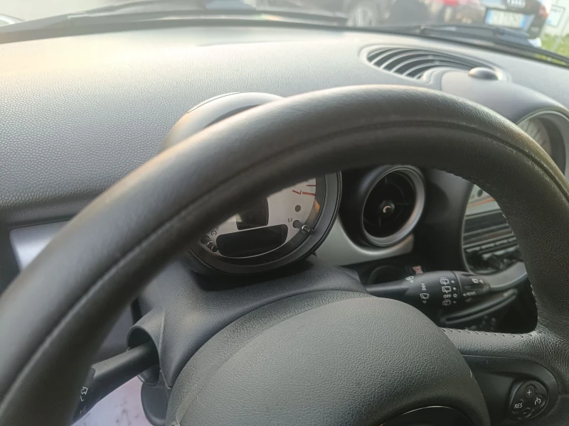 Mini One, снимка 11 - Автомобили и джипове - 51812489