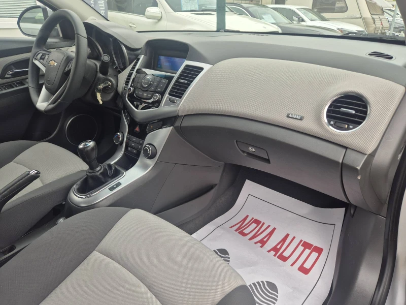 Chevrolet Cruze 2.0D-150кс, снимка 9 - Автомобили и джипове - 51839791