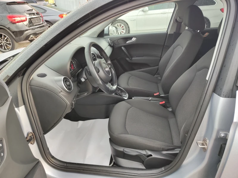 Audi A1, снимка 10 - Автомобили и джипове - 52289256