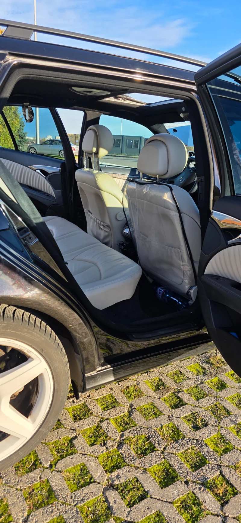 Mercedes-Benz E 500 4matic, LPG, AMG Optics, Facelift, снимка 17 - Автомобили и джипове - 53116110