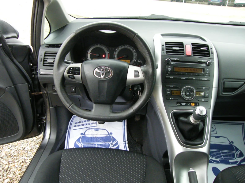 Toyota Auris 1.4D-4D 112000km., снимка 10 - Автомобили и джипове - 52662278