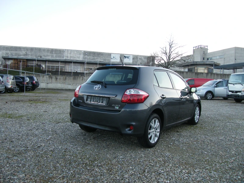 Toyota Auris 1.4D-4D 112000km., снимка 4 - Автомобили и джипове - 52662278