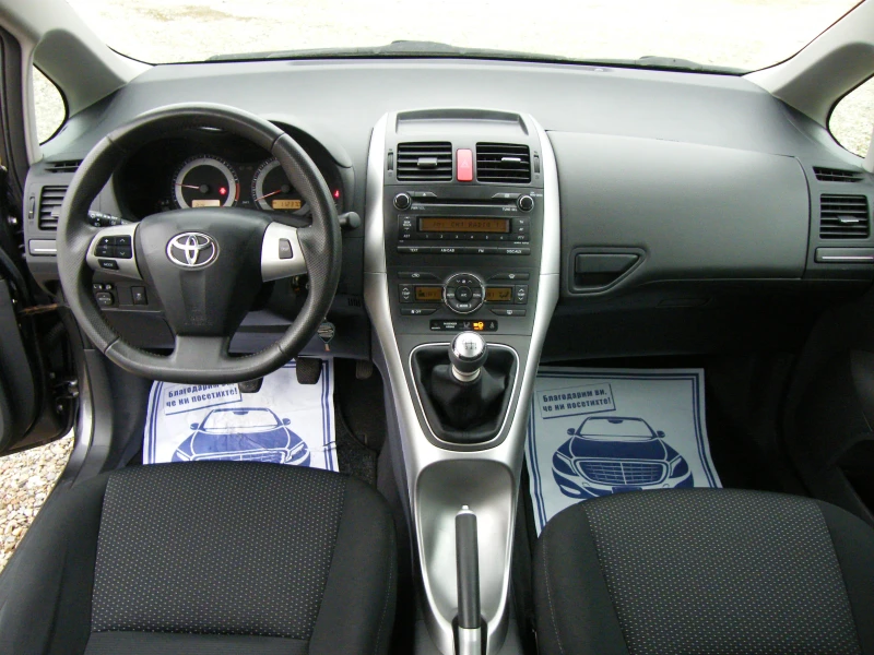 Toyota Auris 1.4D-4D 112000km., снимка 11 - Автомобили и джипове - 52662278