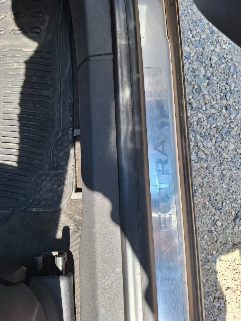 Opel Vectra C, снимка 4 - Автомобили и джипове - 52671635