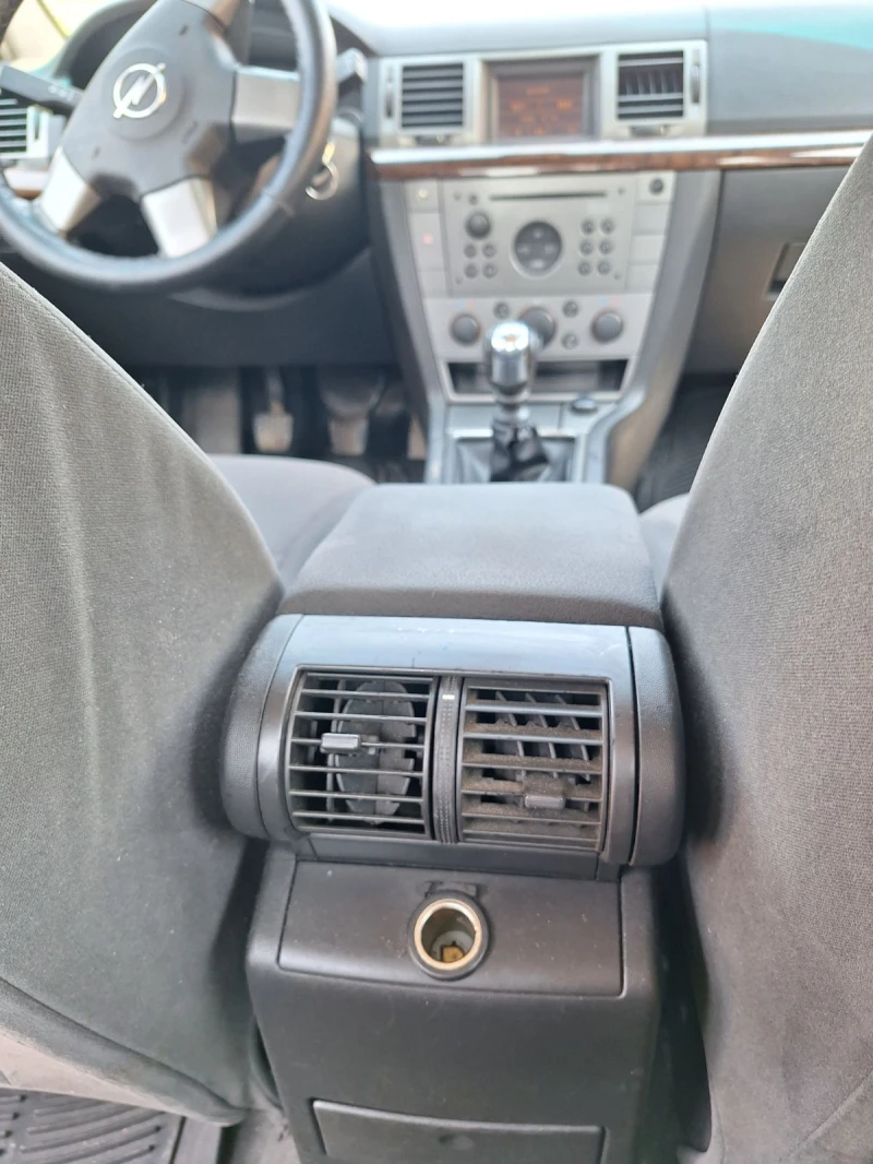 Opel Vectra C, снимка 3 - Автомобили и джипове - 52671635