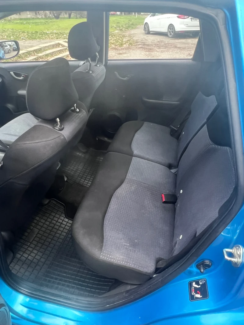 Honda Jazz Газ, снимка 5 - Автомобили и джипове - 52802226