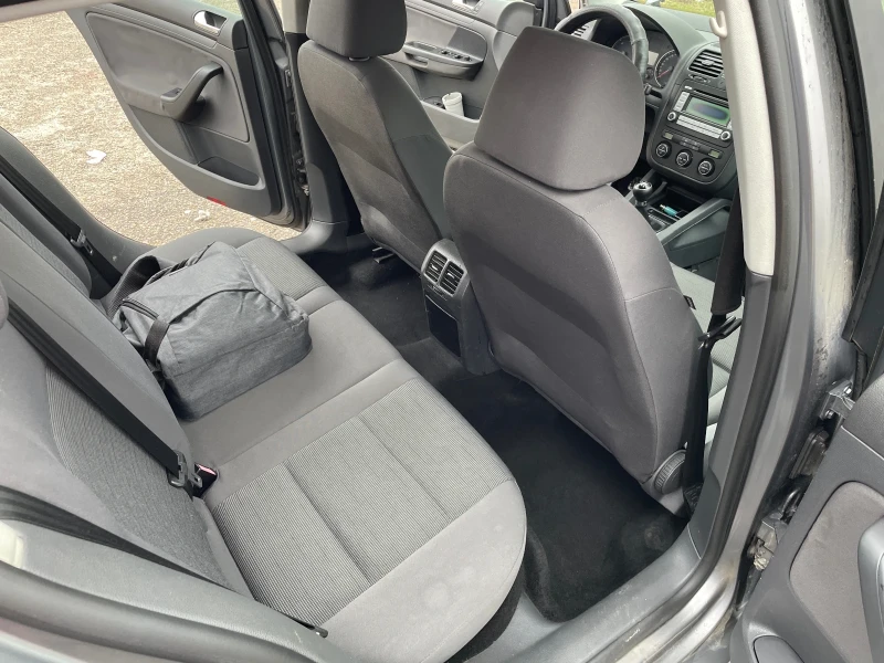 VW Golf, снимка 8 - Автомобили и джипове - 53292613