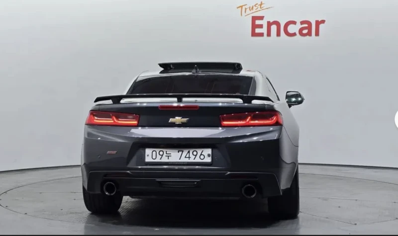 Chevrolet Camaro SS* 6.2* V8* ПОДГРЕВ* ОБДУХВАНЕ* КАМЕРА* КЕЙЛЕС* , снимка 4 - Автомобили и джипове - 53478162