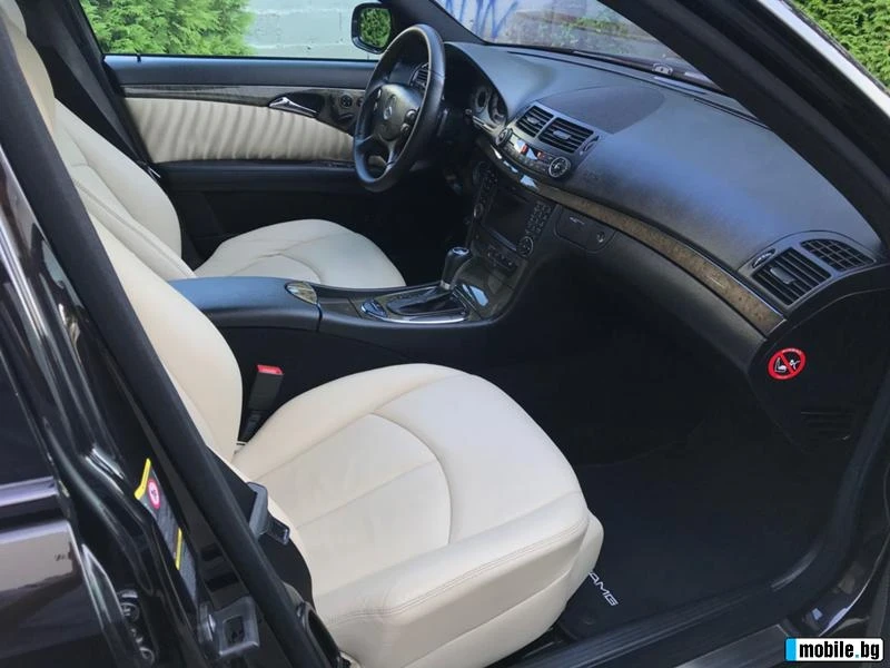 Mercedes-Benz E 500 4matic, LPG, AMG Optics, Facelift, снимка 11 - Автомобили и джипове - 53116110