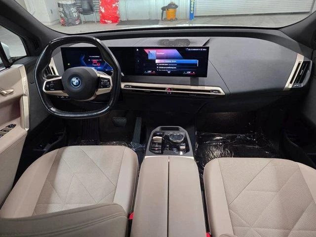 BMW iX xDrive50, снимка 6 - Автомобили и джипове - 54679123