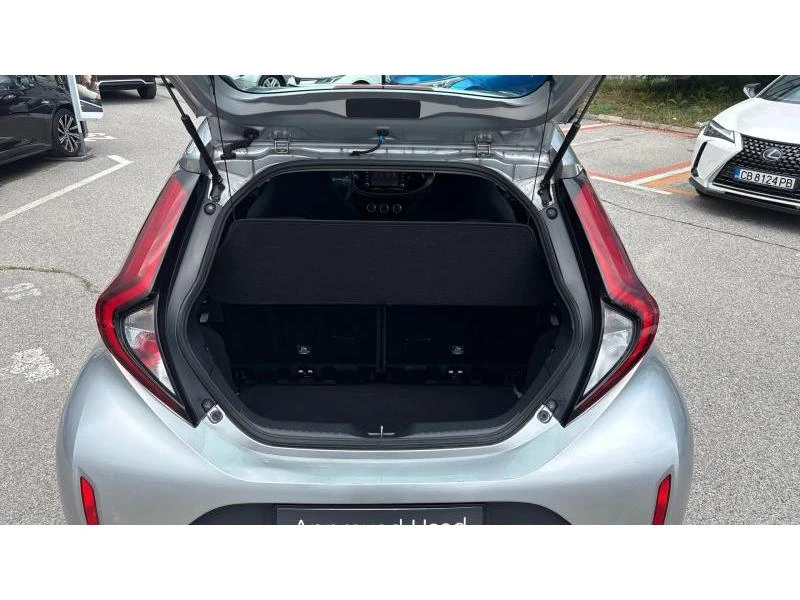Toyota Aygo X 1.0P ENVY CVT, снимка 10 - Автомобили и джипове - 54790270