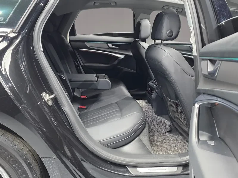 Audi A6 2.0 TDI Quattro - САМО 30% АВАНС, снимка 11 - Автомобили и джипове - 55428464