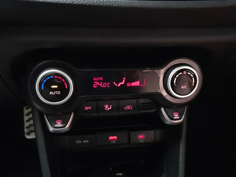 Kia Morning Gt Line, снимка 17 - Автомобили и джипове - 55886993