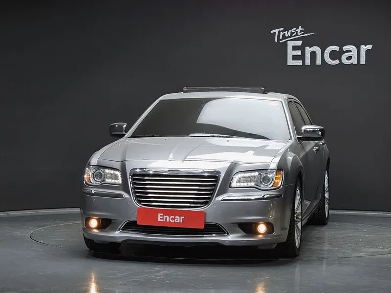 Chrysler 300c 3.0D - САМО 30% АВАНС, снимка 3 - Автомобили и джипове - 55991303