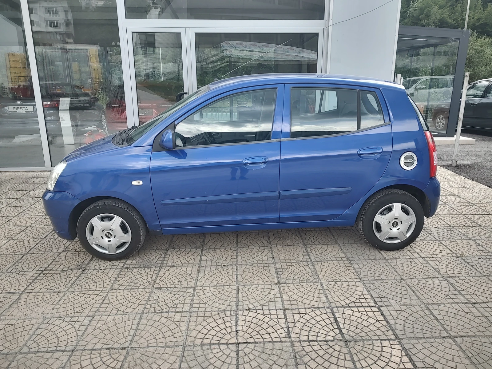 Kia Picanto 1.1 70 коня - изображение 3