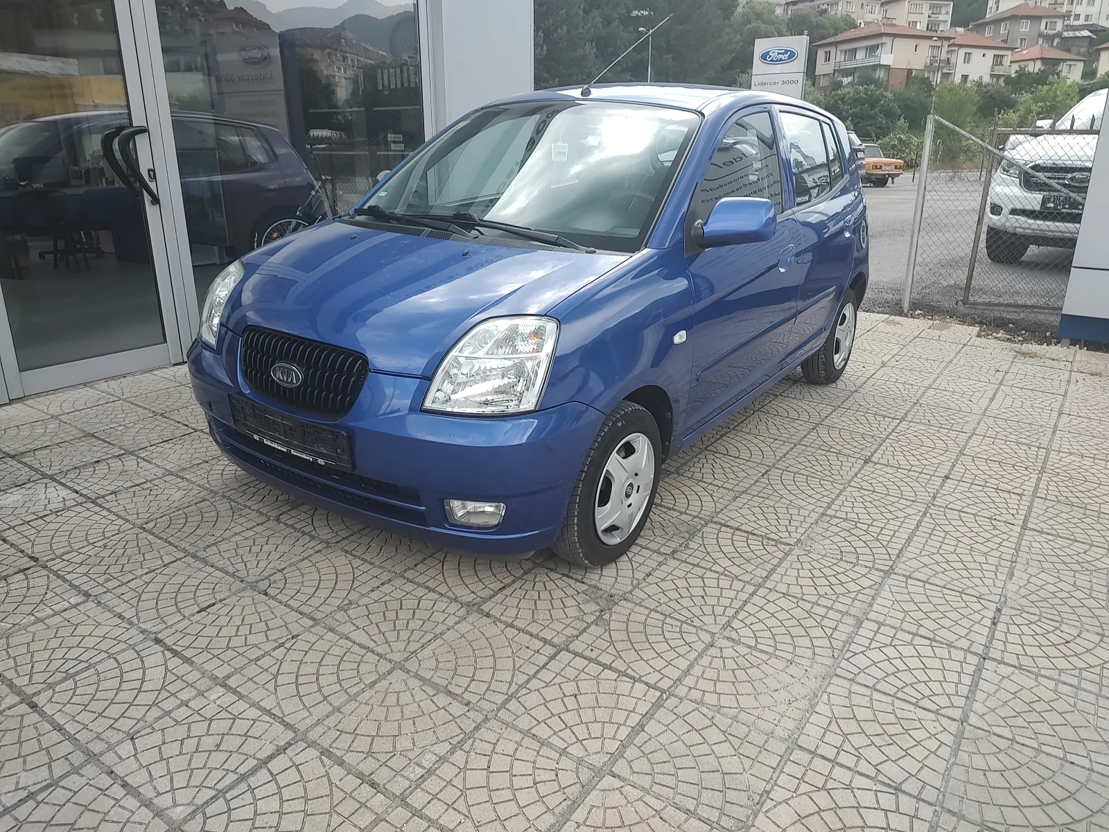 Kia Picanto 1.1 70 коня - изображение 2