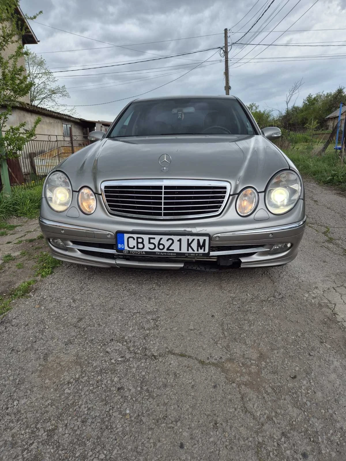 Mercedes-Benz E 320  - изображение 10