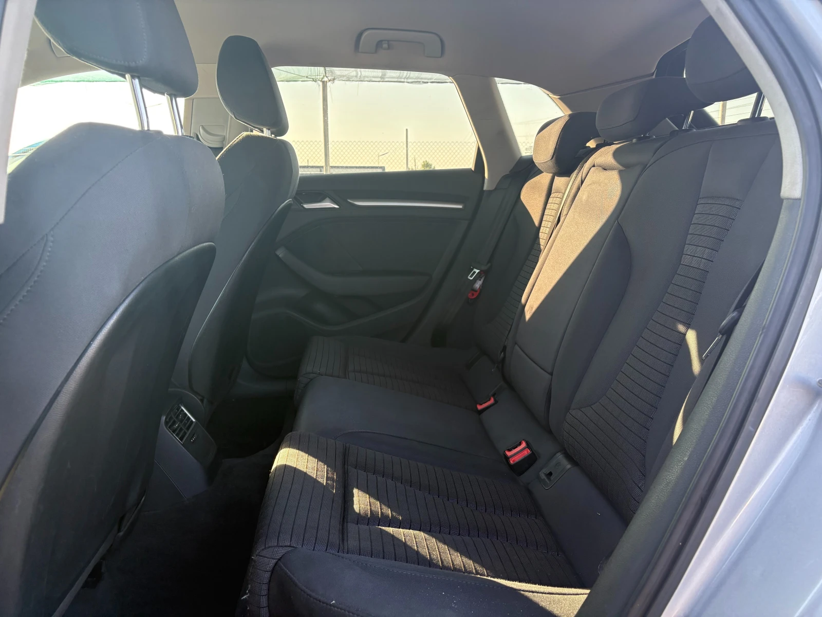 Audi A3 SPORTBACK TOP - изображение 8