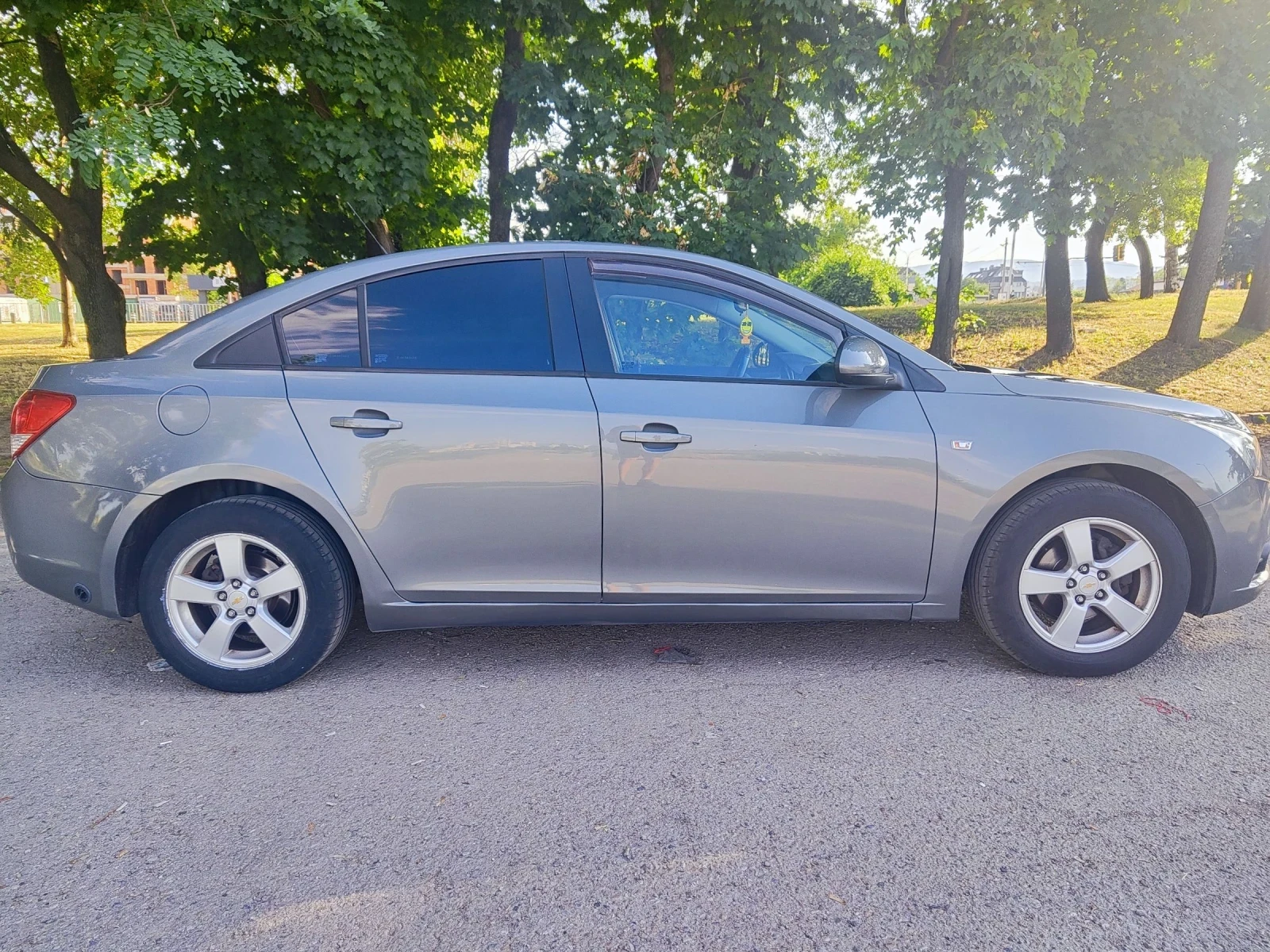 Chevrolet Cruze 1.6iБензин-Газ - изображение 7