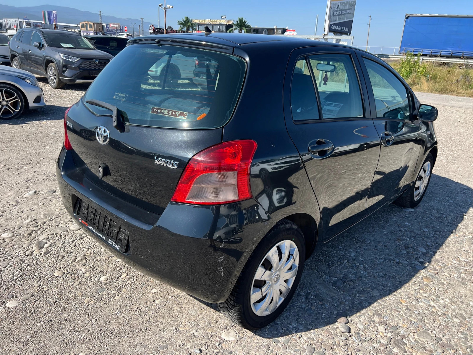 Toyota Yaris 1.3 VVTI(KATO НОВА) - изображение 5