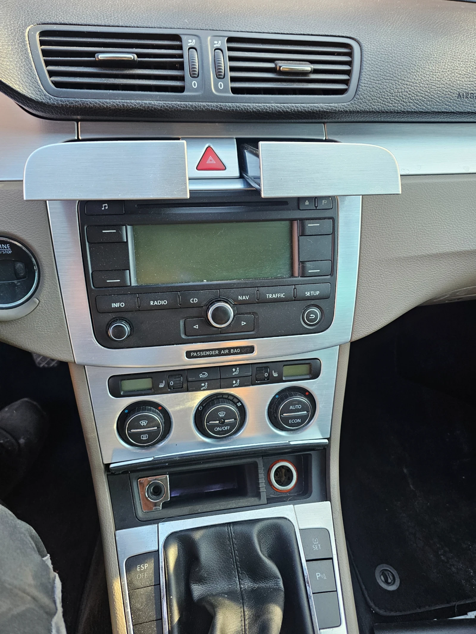 VW Passat 2.0tdi 170 коня highline  | Mobile.bg — изображение 14